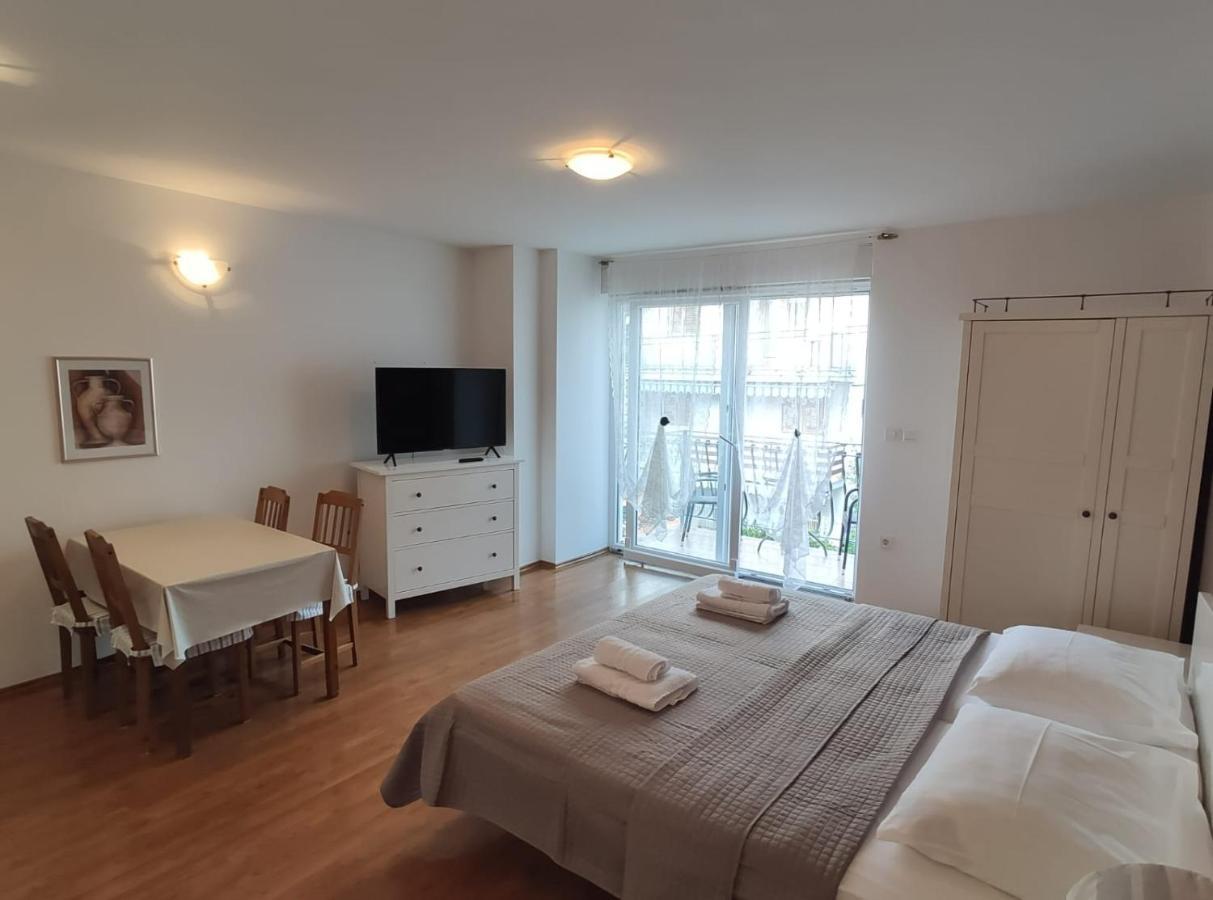 Ivana Apartman 2 ツリクヴェニツァ エクステリア 写真